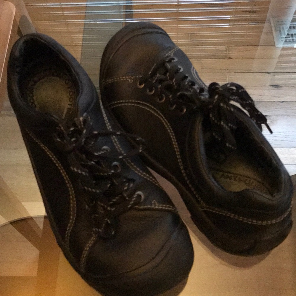 KEEN Presidio size 10.